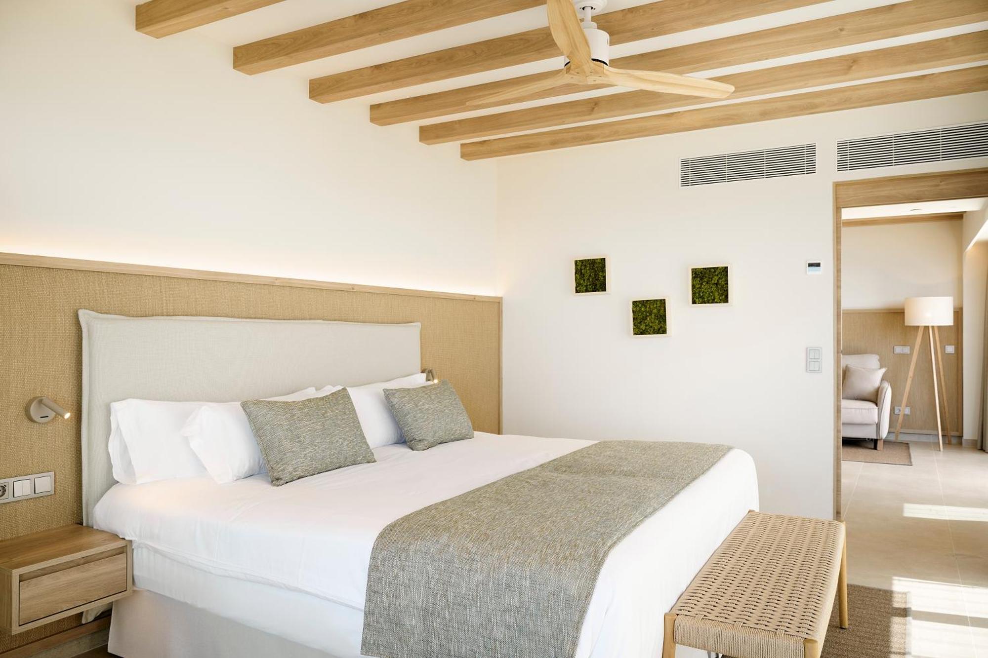 Iberostar Selection Es Trenc -New Opening- Hotell Colonia de Sant Jordi Exteriör bild